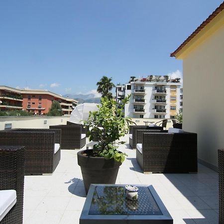 Hotel Nice Sorrento Bagian luar foto