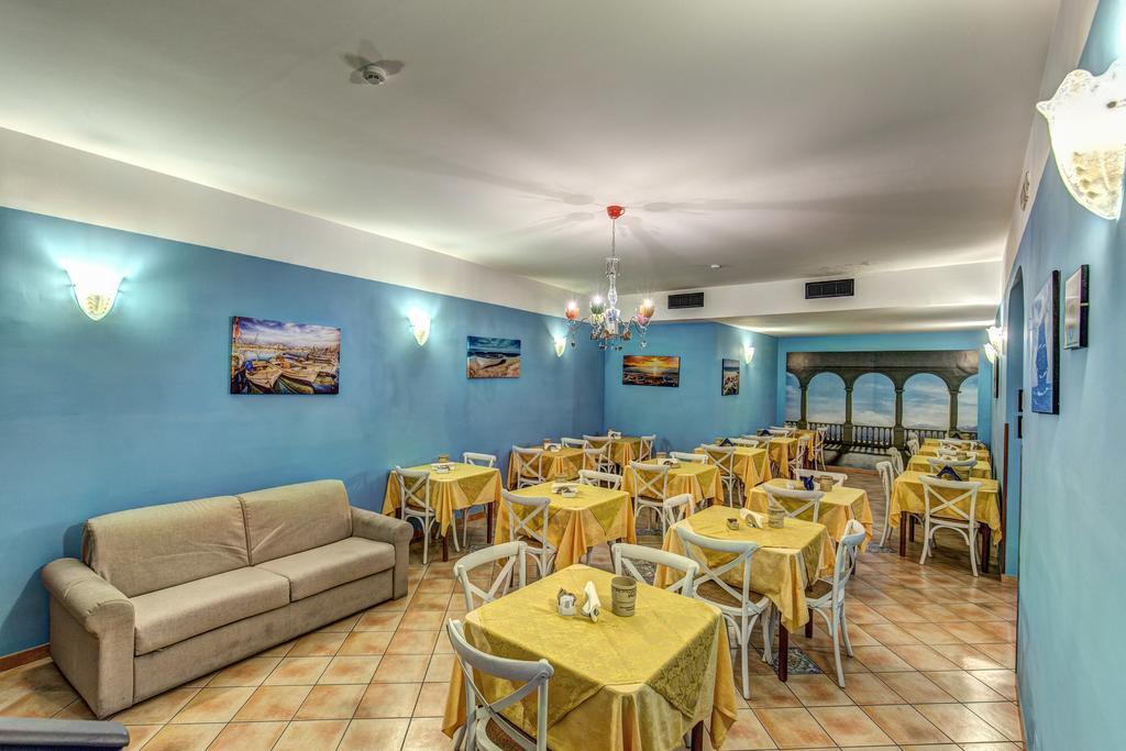Hotel Nice Sorrento Bagian luar foto